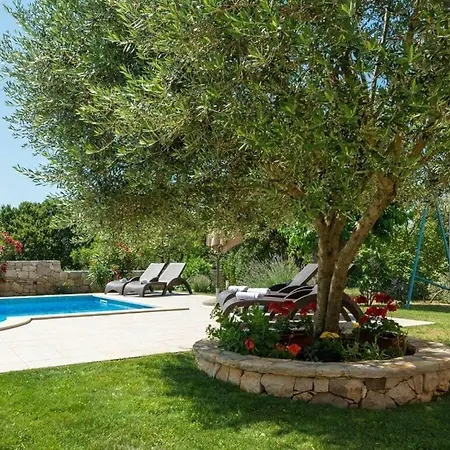 Natura 3km Beach Villa *